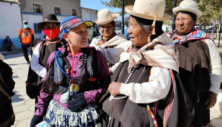 Mujer de Pollera Corredora